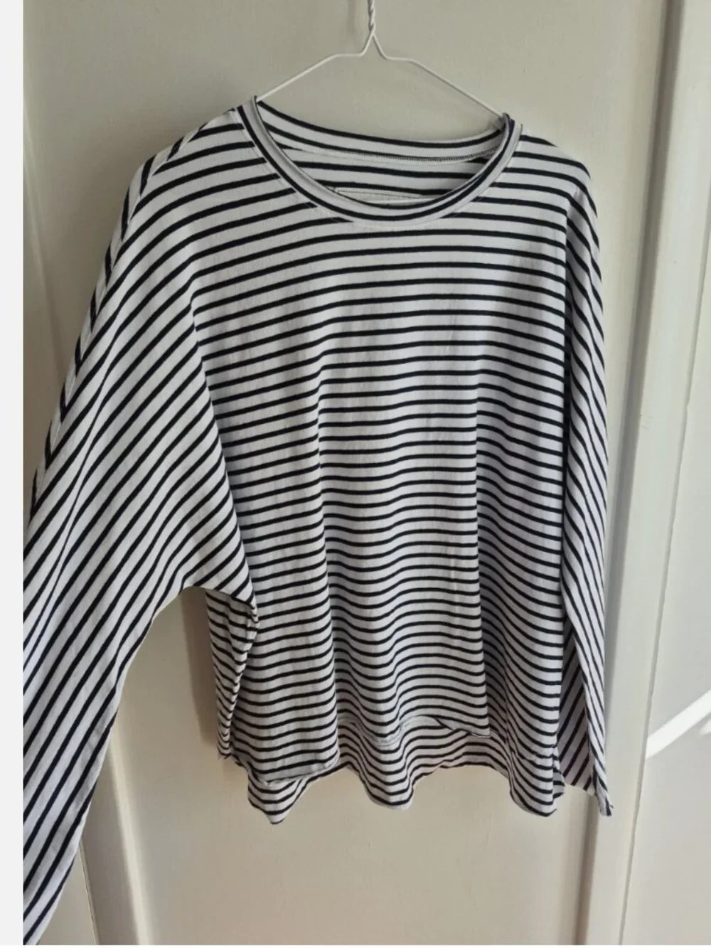 Frank & Eileen Anna Long Sleeve Heritage Jersey Capelet Navy French Stripe sz M - Picture 2 of 8